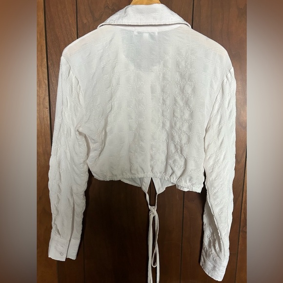 RTR Louna Tie Back Top White Ivory Textured Collared Long Sleeve Size Large - Picture 5 of 9